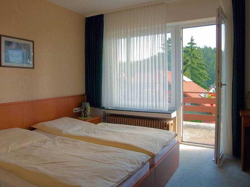 Hotel-Pension Ursula 바트사흐사 외부 사진