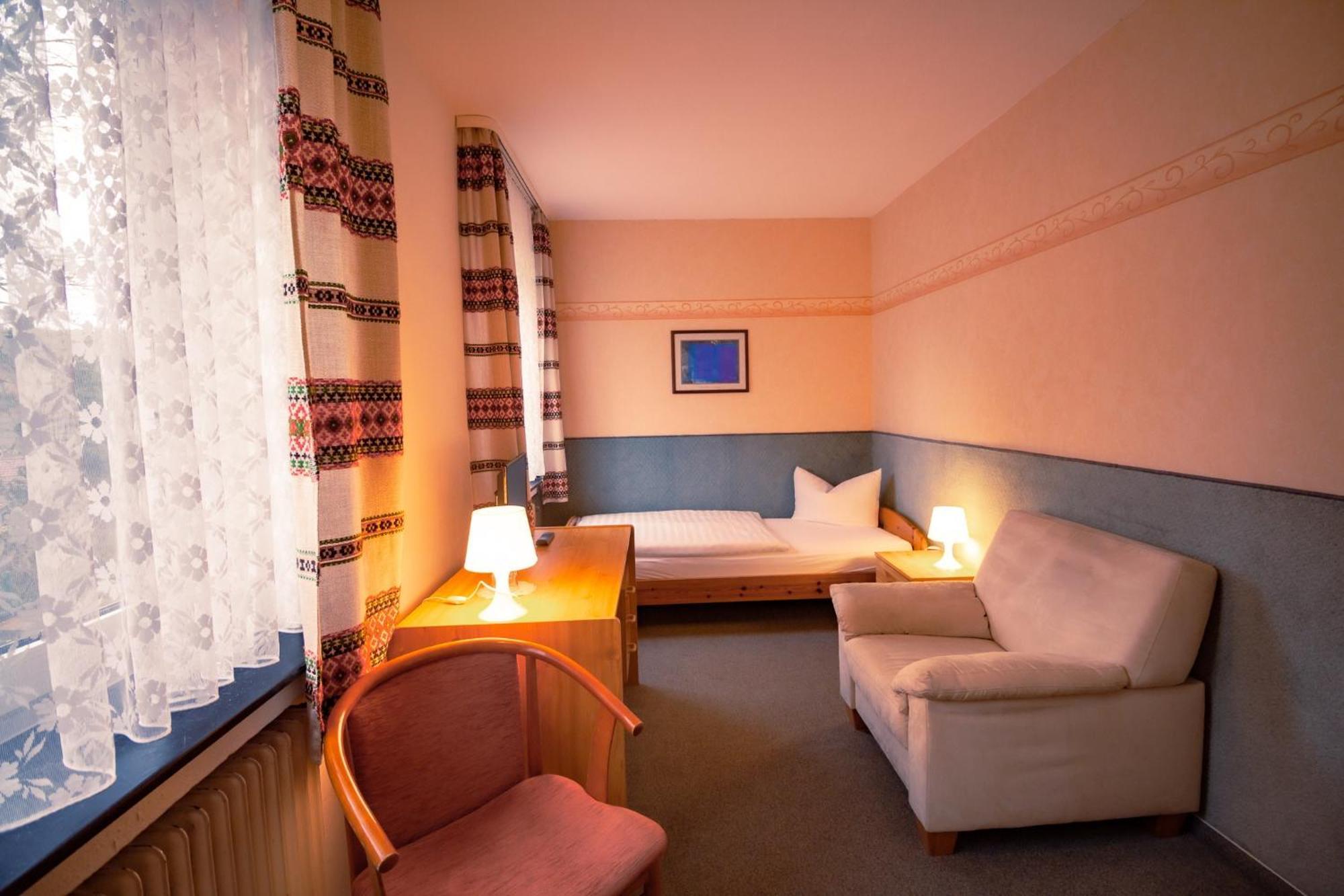 Hotel-Pension Ursula 바트사흐사 외부 사진